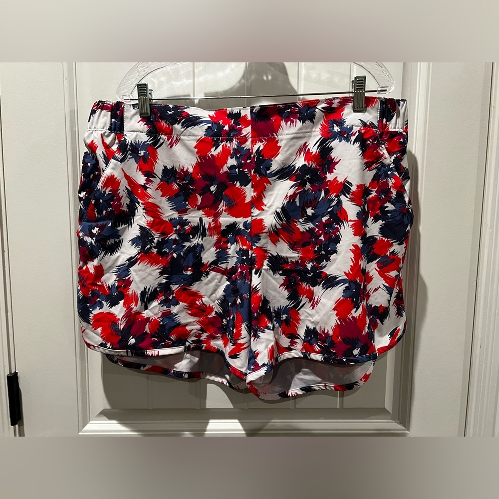 Columbia athletic shorts. Size xxl.